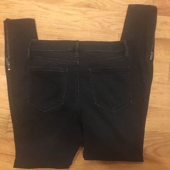 Athleta Size 4 black skinny jeans zipper ankle - Picture 2 of 6